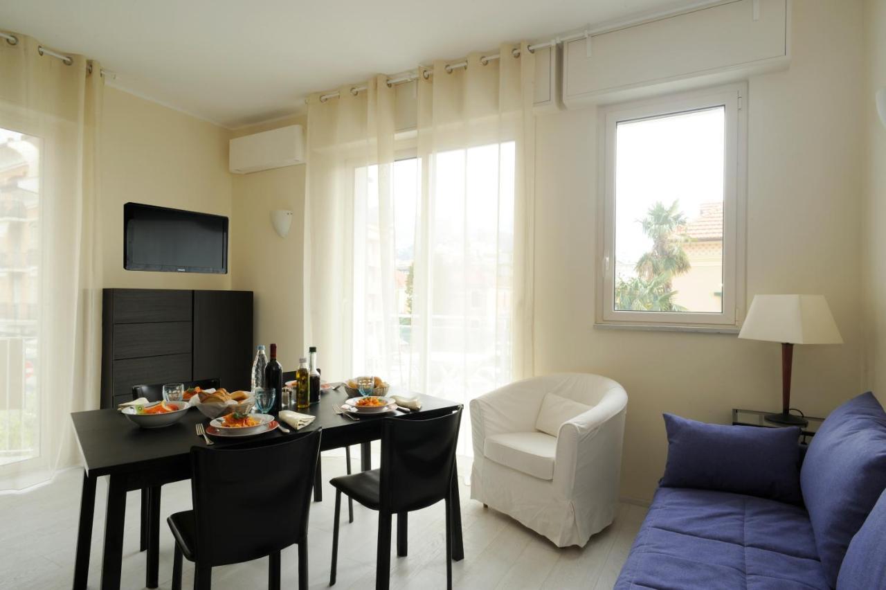 Casa Vacanze Medit Аласио Екстериор снимка